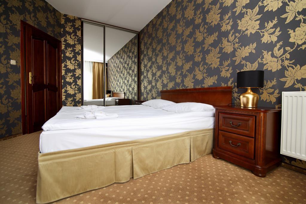 Motel Amadeus à Łomża Extérieur photo
