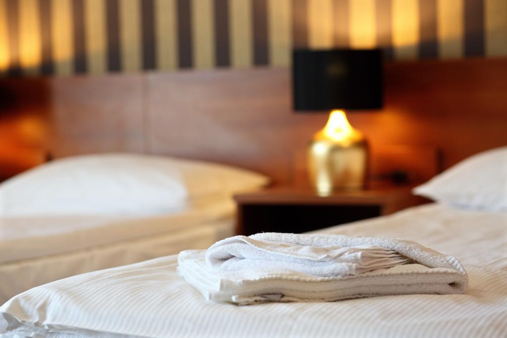 Motel Amadeus à Łomża Extérieur photo
